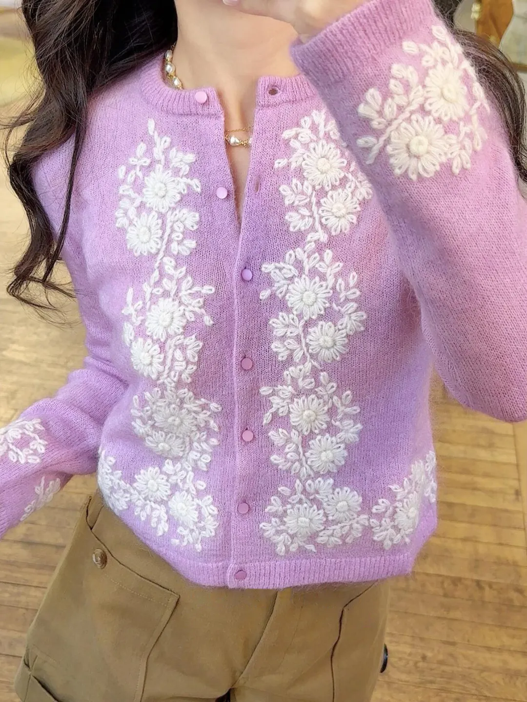 Wholesale 3D Embroidered Lambswool Blend Cardigan