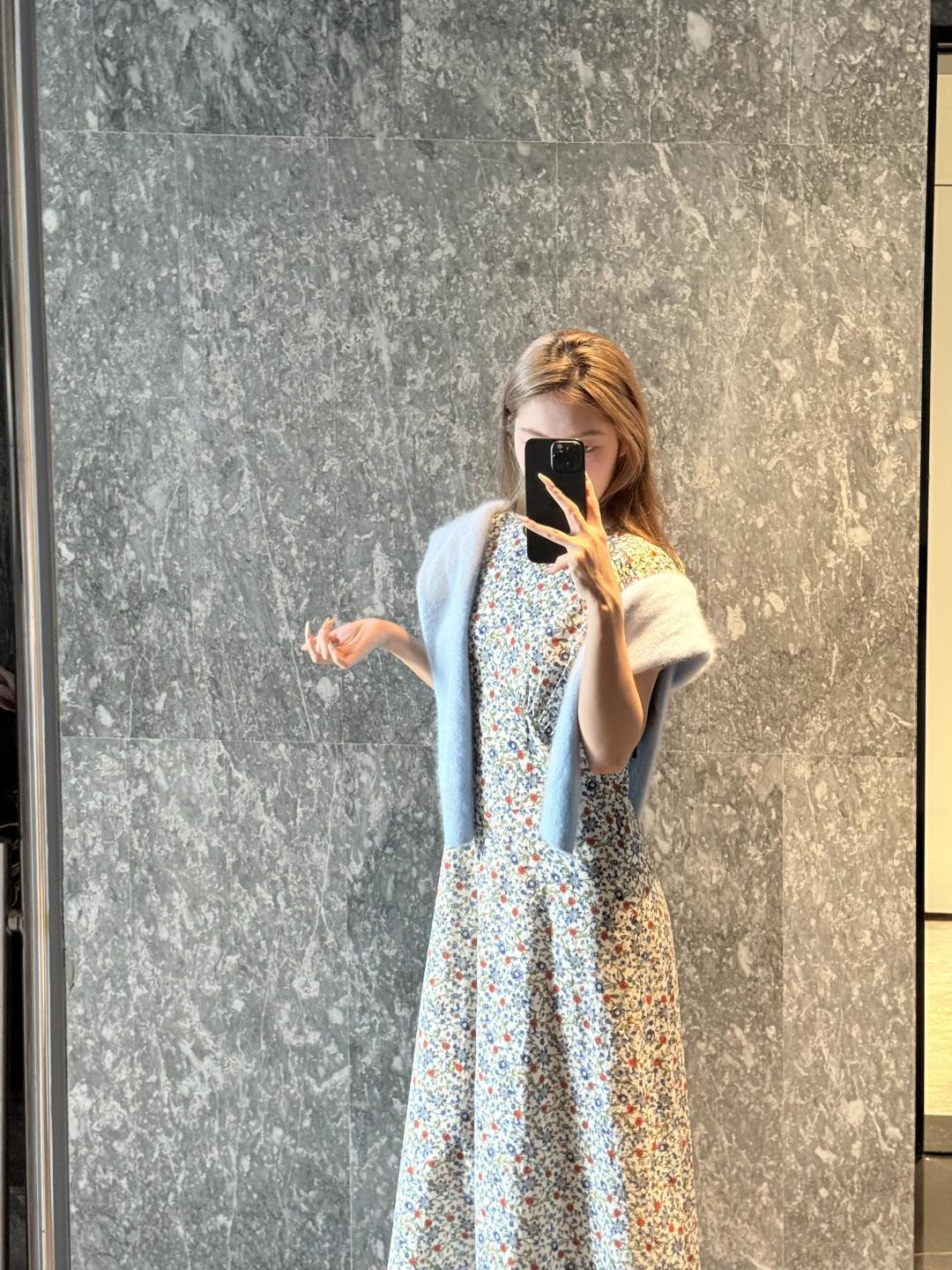 Floral Dress Detail 2