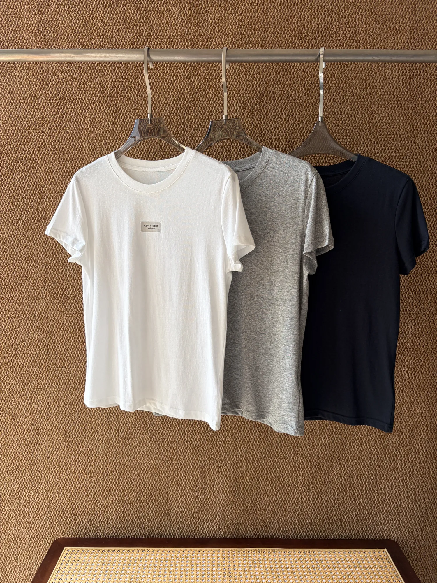Wholesale Premium Cotton Tee Minimalist Label Print