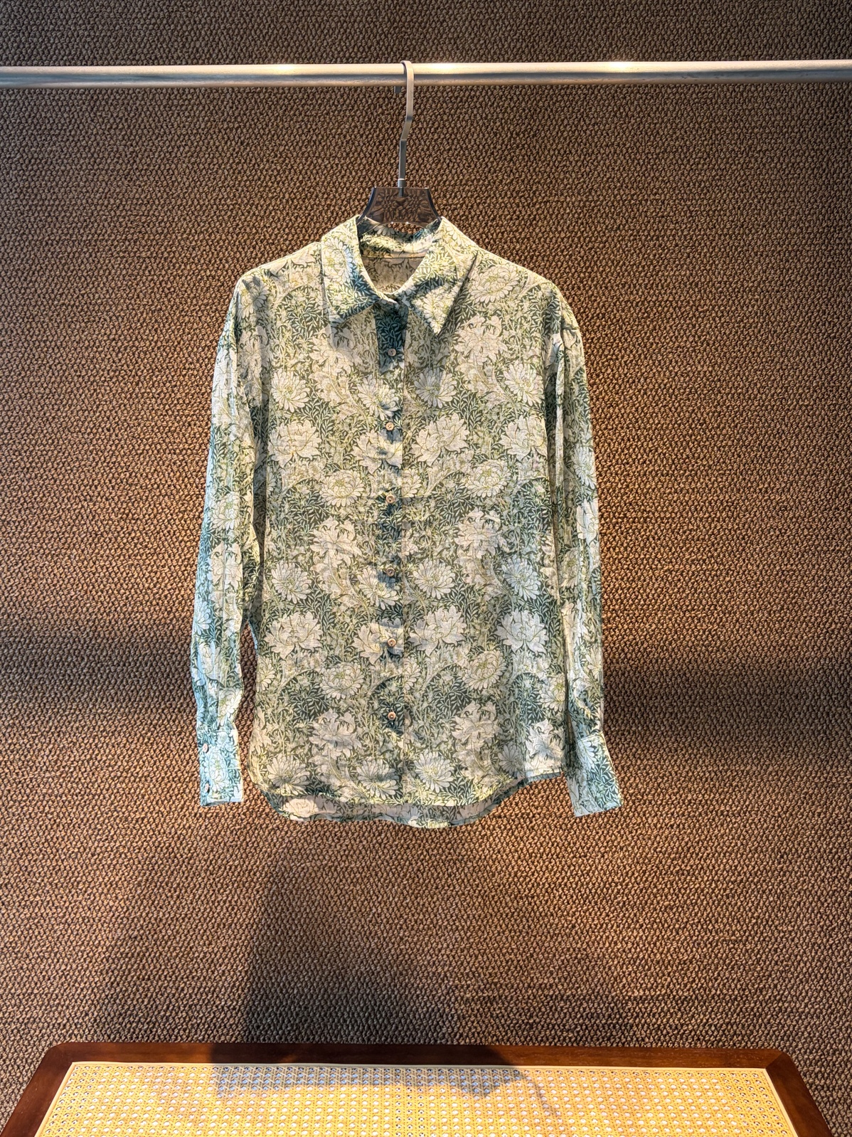Ramie Print Shirt Detail 1