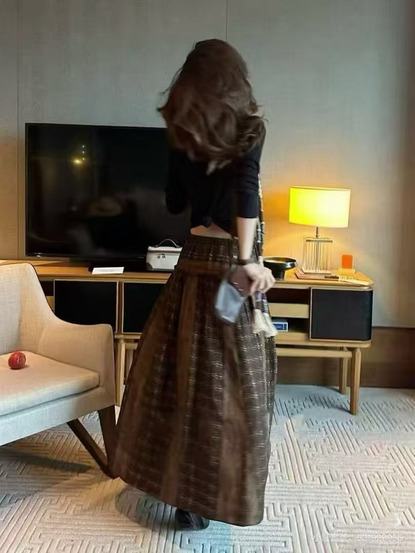 Ramie Skirt Detail 2