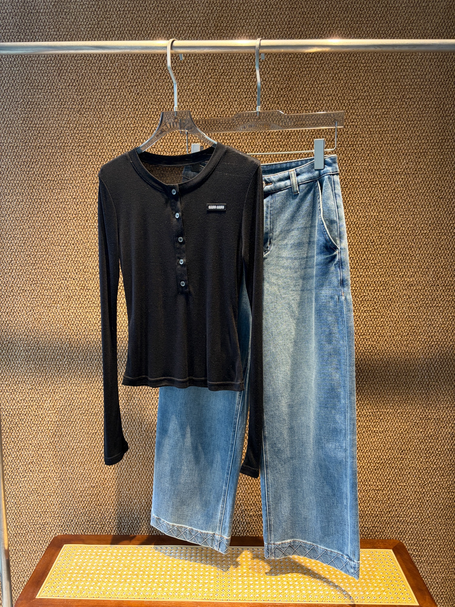 Silk Wool Knit Top Detail 3