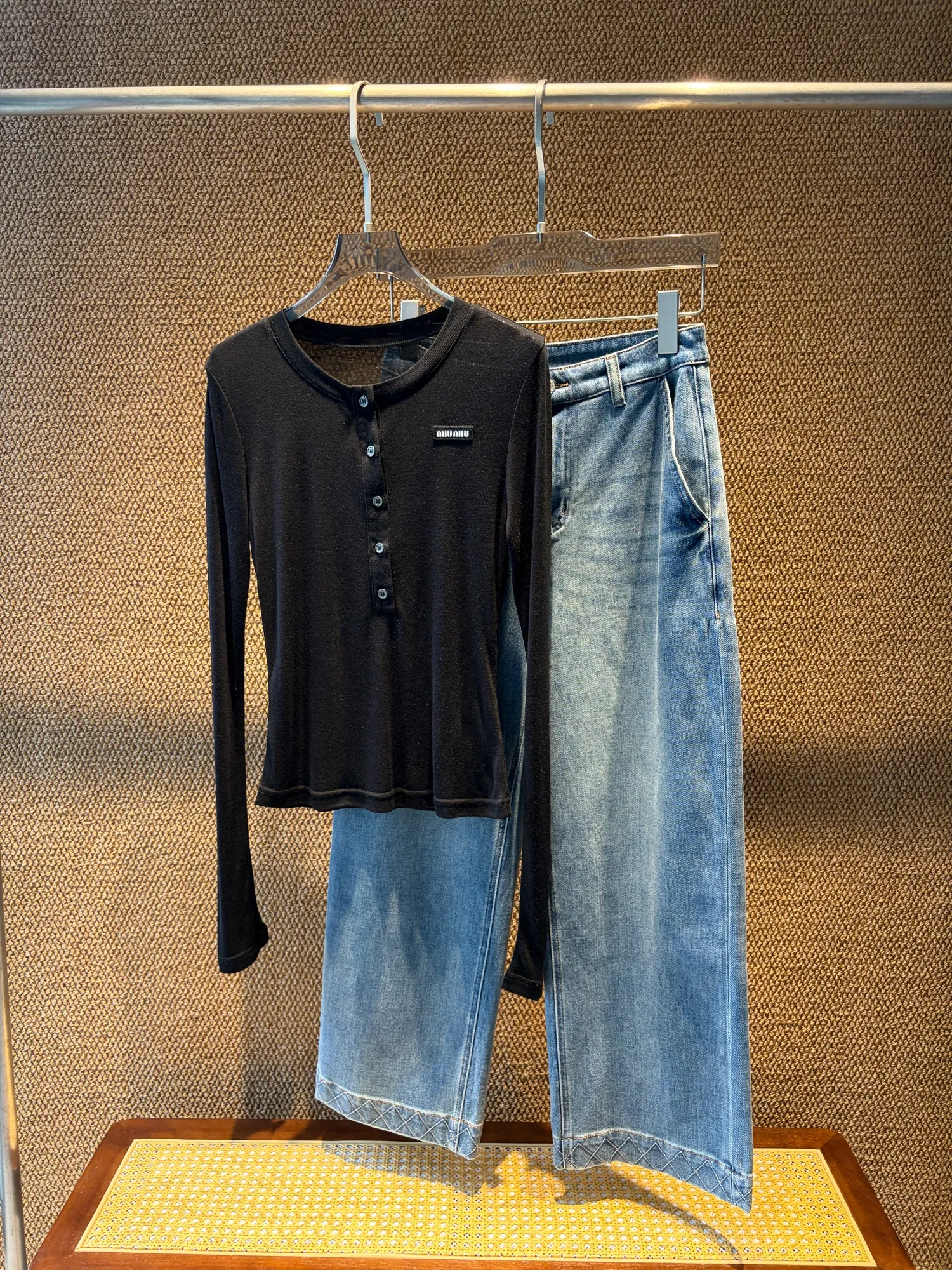Silk Wool Knit Top Detail 3