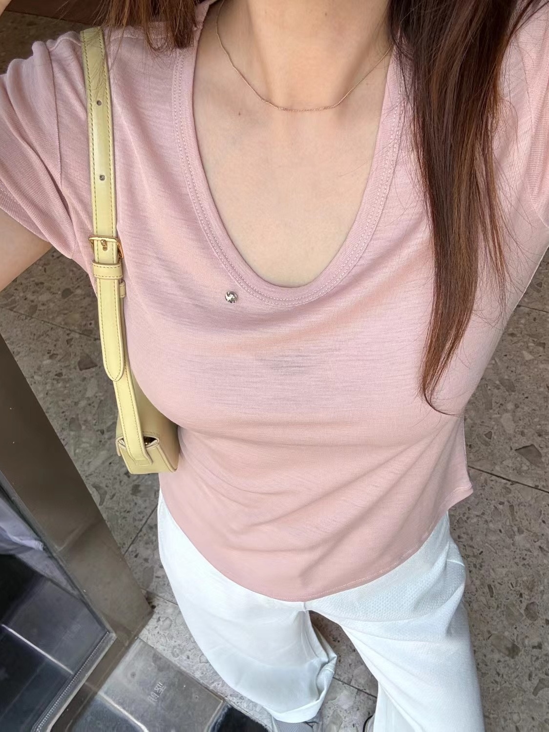 Wool U-Neck Tee Detail 2