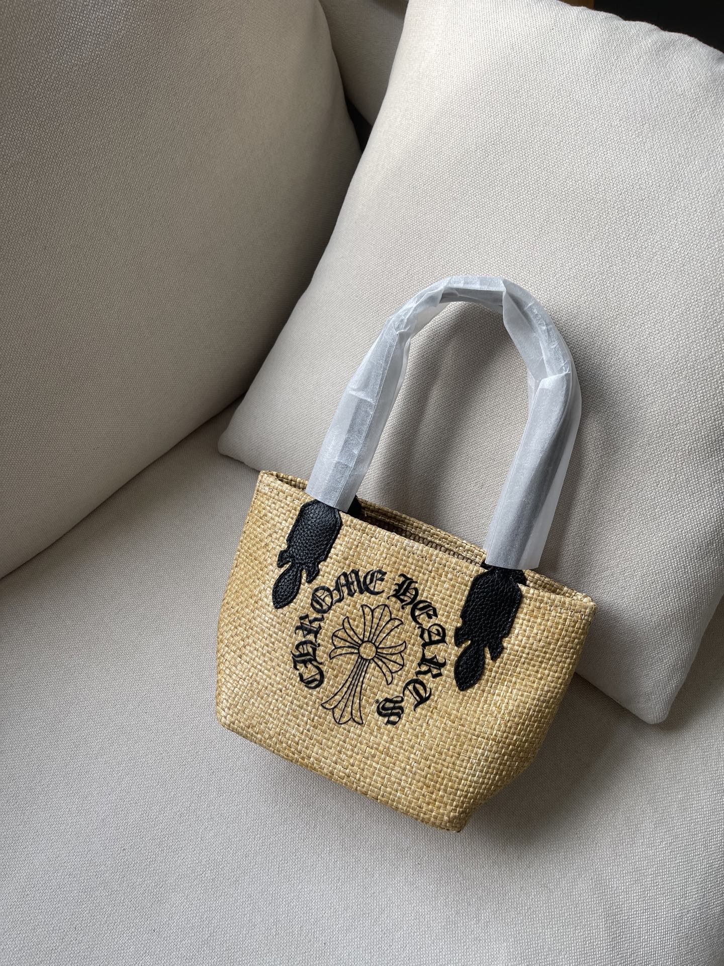 Woven Raffia Bag With Leather Trim Small Size Detail 1